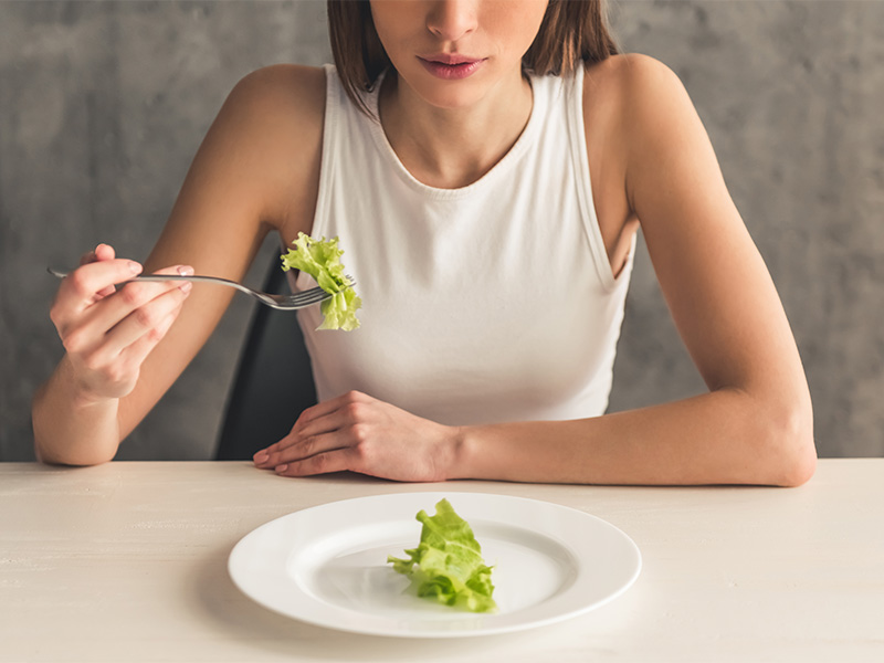 Mit Diäten nimmst du vielleicht schnell ab, sie sind aber nicht geeignet für eine langfristige Ernährungsumstellung.
