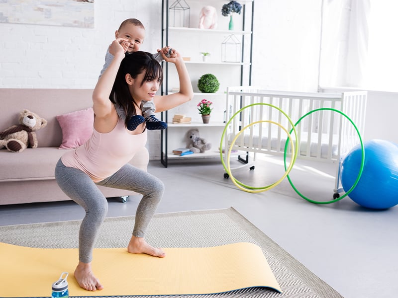So wirst du Schwangerschaftskilos los, das musst du während der Stillzeit beachten + Abnehmen nach der Schwangerschaft mit Fitness First.