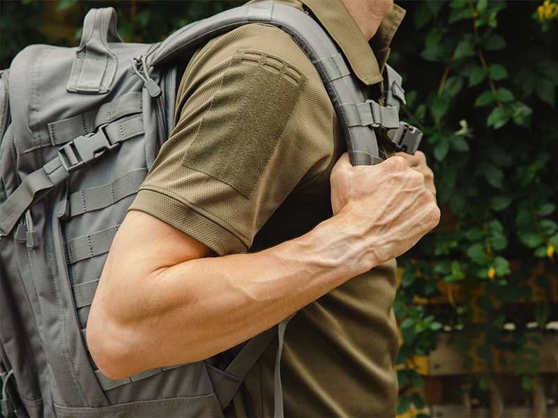 Ursprünglich kommt der Rucking-Trend vom Militär und ist dort als „Leistungsmarsch“ bekannt.