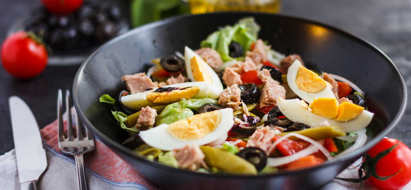 magazin-artikel-fitness-salate-header.jpg