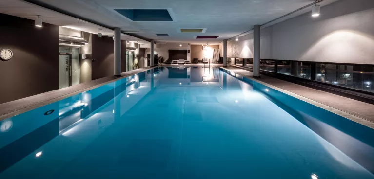 Frankfurt Ostend Schwimmbad