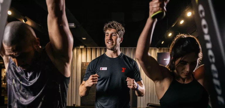 HYROX bei Fitness First