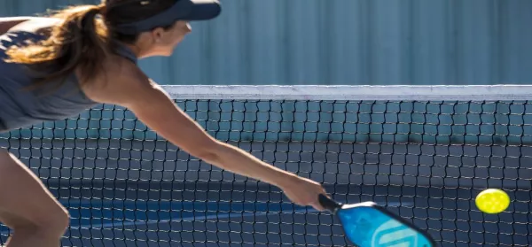 Was ist Pickleball? Regeln, Ausrüstung & Tipps
