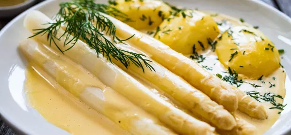 Abnehmen mit Spargel: So gesund ist dein Frühlingsgemüse!