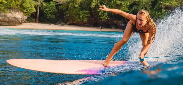 Surf-Workout: So trainierst du Mobility & Kraft fürs Wellenreiten!