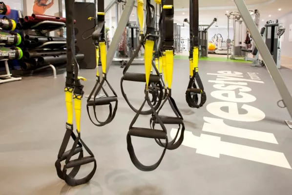 TRX-Kurse bei Fitness First