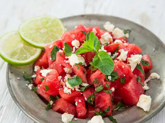 Zu den erlaubten Käse-Produkten bei Clean Eating gehört beispielsweise Feta.